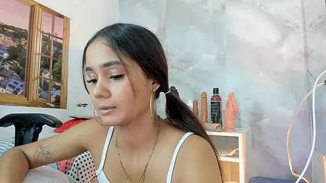 MarianaManzur's Live XXX Chat