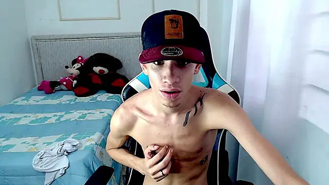 XXX chat uživo modela YorYo_hot