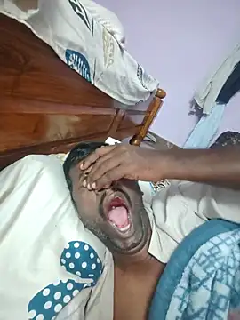 Chat XXX en directo de Paramkeerthi