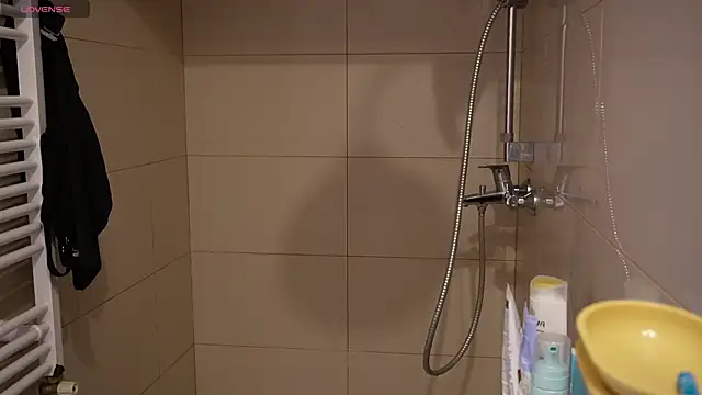 XXX chat uživo modela LisaElfy