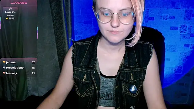 __Freya___ élő XXX-chatje