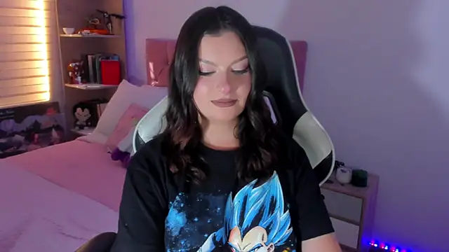 OphelianaRose33 XXX чат на живо