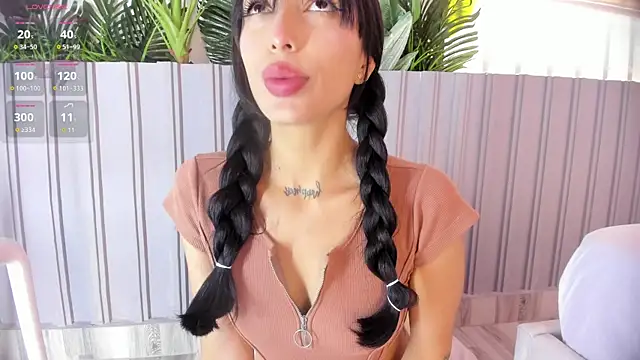 Chat +18 de stephanymonroe ao vivo