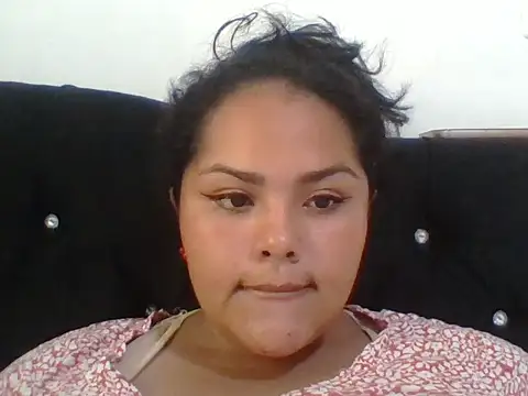 MiaBloom0 Live XXX-chat