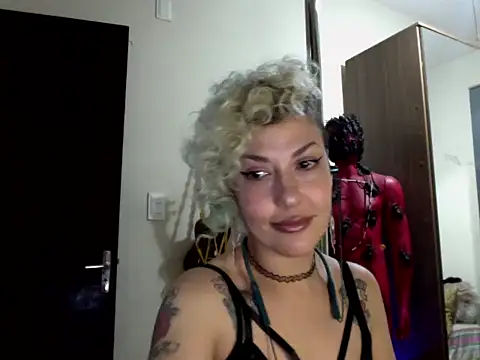 MariLouM Live XXX-chat
