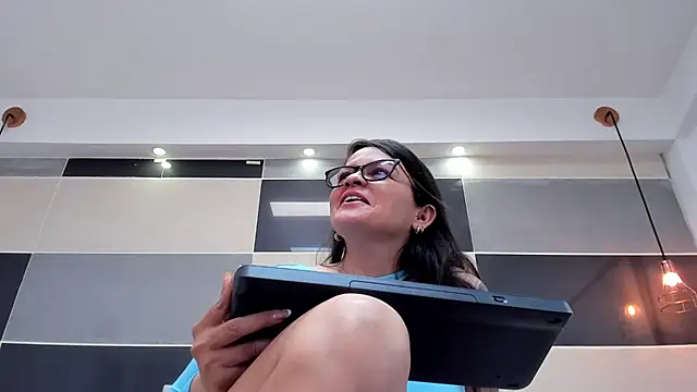 Zara_Jackson Live XXX-chat
