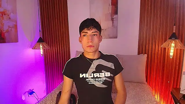 Онлайн чат XXX Adann_Star