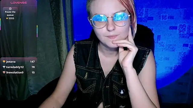 Chatroom XXX en direct de __Freya___