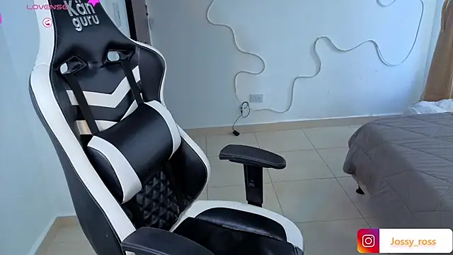 Victoryyy_n Live XXX chat