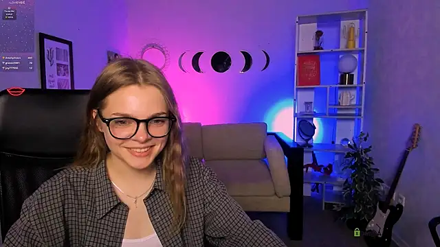 Онлайн чат XXX veronica_bubble