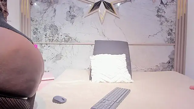 ZoeCollin's Live XXX Chat