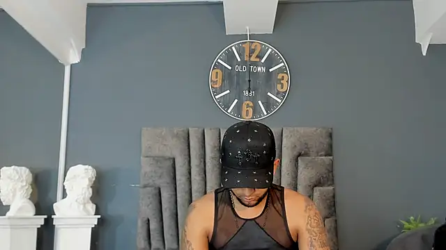 Robin_Rief Chat XXX in diretta