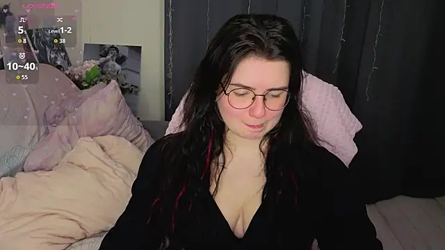 Kitty-Katty élő XXX-chatje