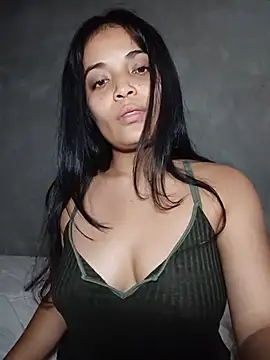 _Estrellita_ Adlı Modelin Canlı XXX Sohbeti