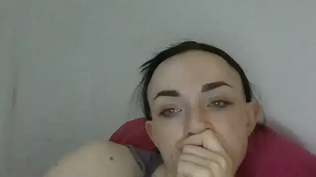 Trinsy_Love Chat XXX in diretta