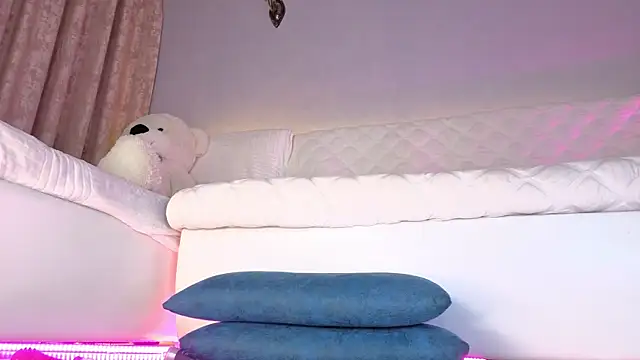 Ellijoys' Live XXX Chat