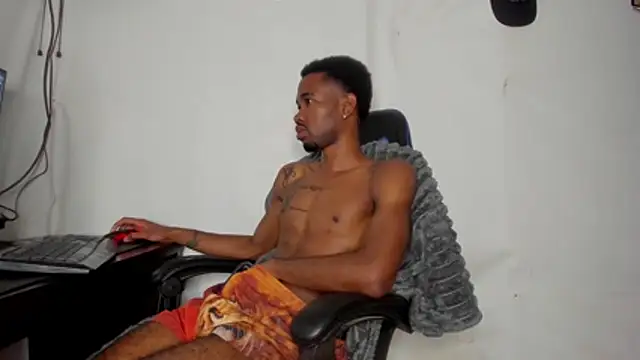 Chat XXX en directo de Kofi_exotic_2