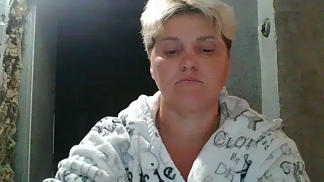CutieKis Adlı Modelin Canlı XXX Sohbeti