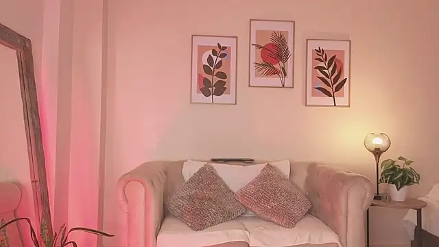 XXX chat uživo modela DahianaWalcott
