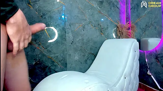 دردشة Yourslust_ الجنسية المباشرة