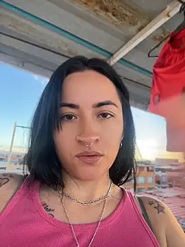 kimberly_peter Adlı Modelin Canlı XXX Sohbeti