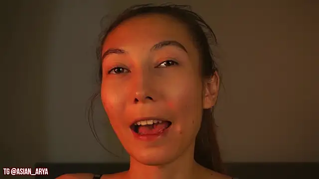 bigboobsarya 现场XXX聊天