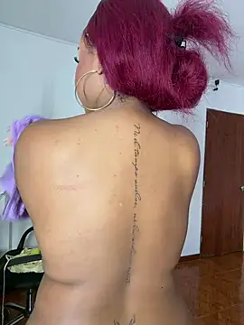 צ'אט XXX בשידור חי של Kloe_rousse01