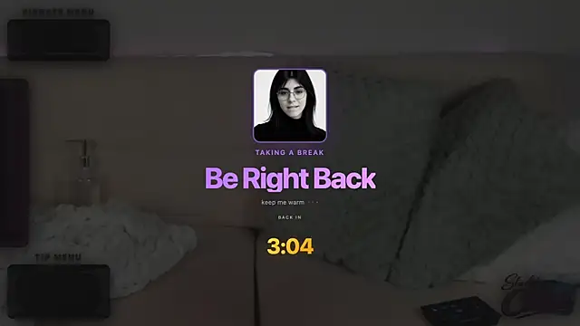 itschloelaurent's Live XXX Chat