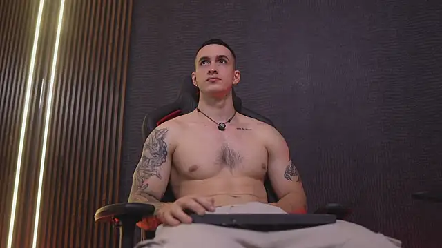 Chatroom XXX en direct de JacksonOlsenn