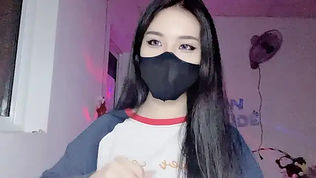 Živý XXX chat Tieu-May