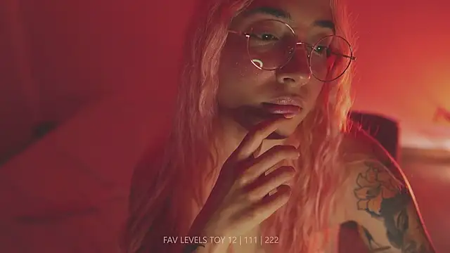 dearnina_'s Live XXX Chat