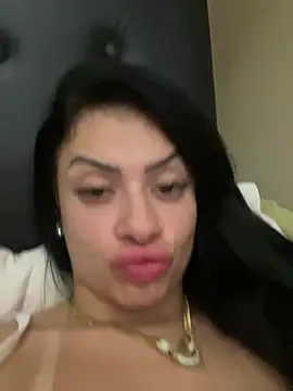 Chat +18 de belababyy ao vivo