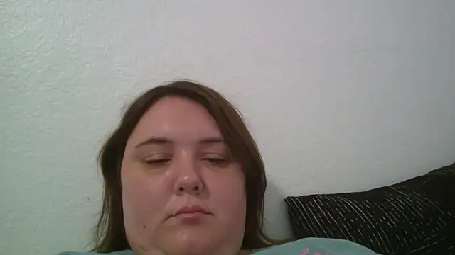 stellabellaaa Show in webcam