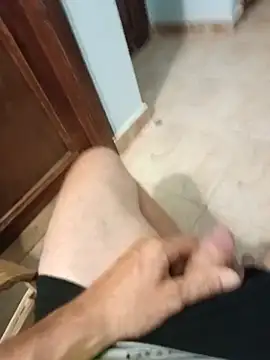 kenzzzz Chat XXX in diretta