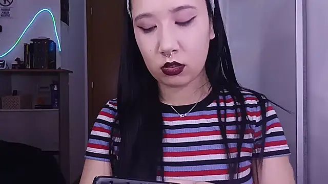 Japabaixinha's Live XXX Chat