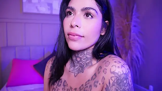 Živý XXX chat curvyliciousss
