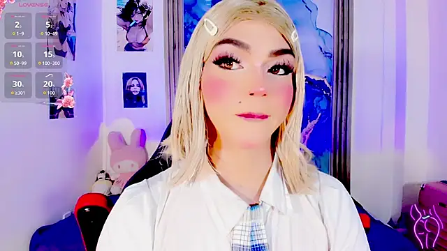 blonde_queen- Show Webcam