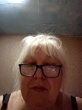 Alexia64231's Live XXX Chat