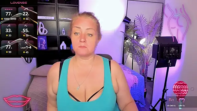 JenniferLight Adlı Modelin Canlı XXX Sohbeti