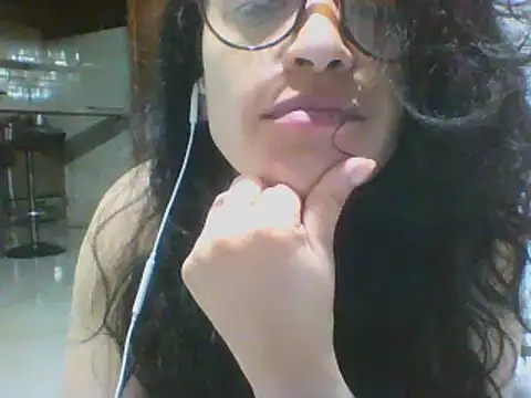 Dayisrik4's Live XXX Chat