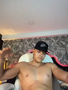 DilanMiller_ Chat XXX in diretta
