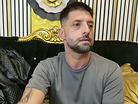 Онлайн чат XXX TommyDum