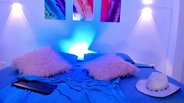 XXX chat uživo modela dominikvega
