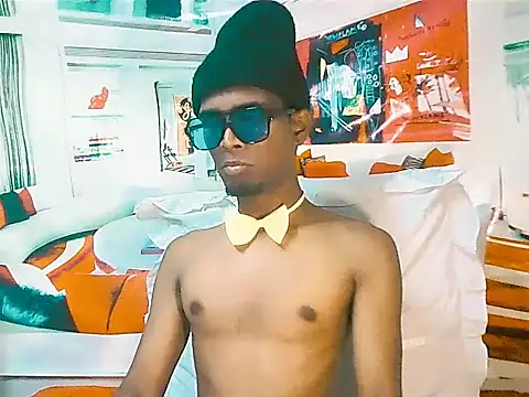 IndianThuggin XXX чат на живо
