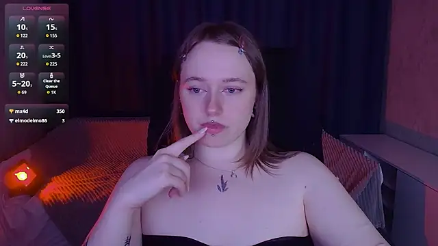 SelenaLily Chat XXX live