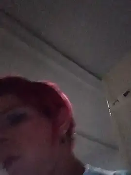 blondebitchlitle 网络视讯表演
