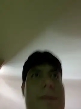 XXX chat uživo modela MaxCruz_