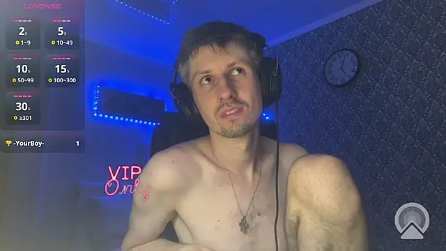 Aki-Lakyn Live XXX chat