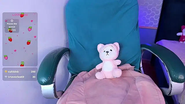 Tsuki_Maru Adlı Modelin Canlı XXX Sohbeti