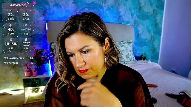 Živý XXX chat KiraRoxx